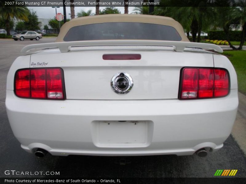 Performance White / Medium Parchment 2007 Ford Mustang GT Premium Convertible