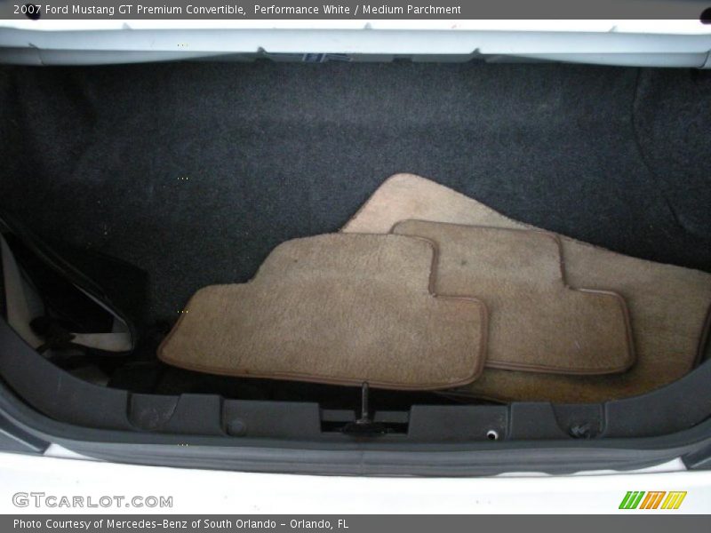 Performance White / Medium Parchment 2007 Ford Mustang GT Premium Convertible