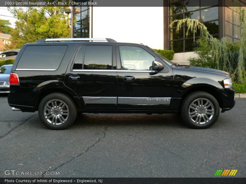 Black / Charcoal Black 2009 Lincoln Navigator 4x4