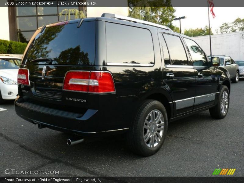 Black / Charcoal Black 2009 Lincoln Navigator 4x4