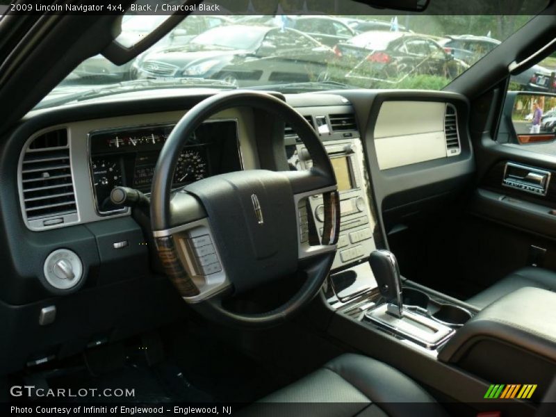 Black / Charcoal Black 2009 Lincoln Navigator 4x4