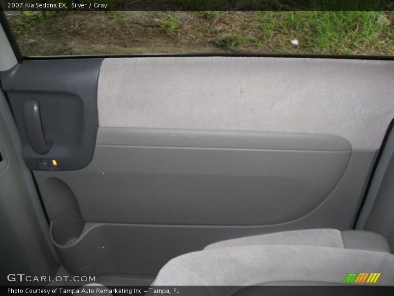 Silver / Gray 2007 Kia Sedona EX