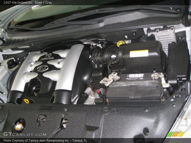 Silver / Gray 2007 Kia Sedona EX