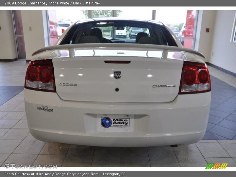 Stone White / Dark Slate Gray 2009 Dodge Charger SE
