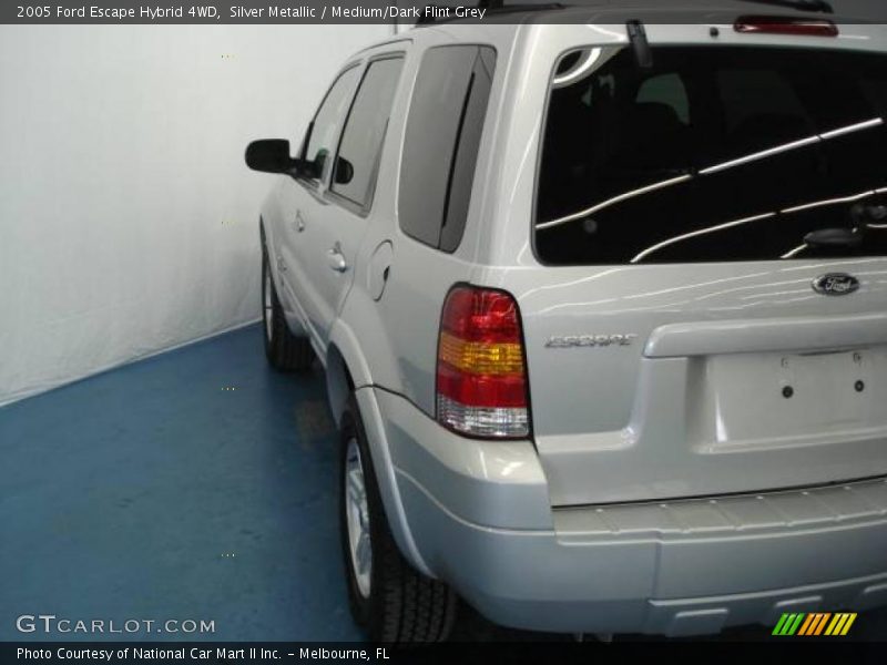 Silver Metallic / Medium/Dark Flint Grey 2005 Ford Escape Hybrid 4WD