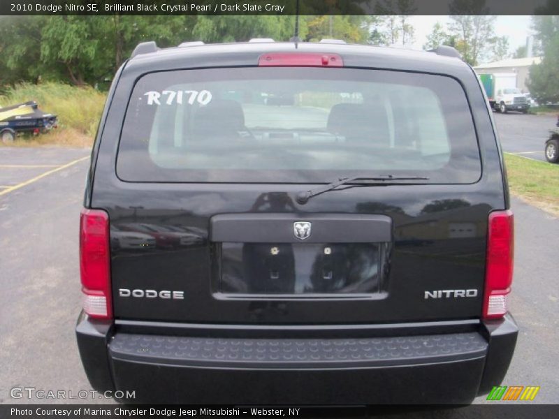 Brilliant Black Crystal Pearl / Dark Slate Gray 2010 Dodge Nitro SE