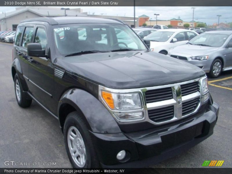 Brilliant Black Crystal Pearl / Dark Slate Gray 2010 Dodge Nitro SE