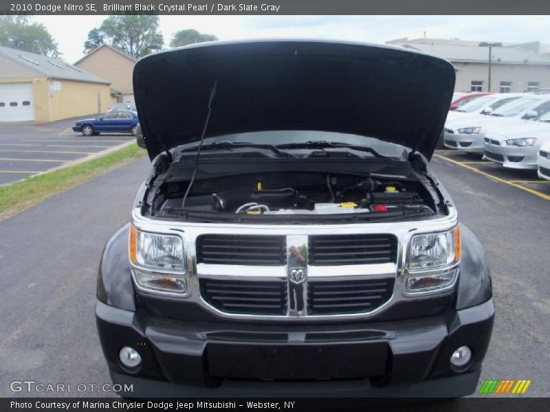 Brilliant Black Crystal Pearl / Dark Slate Gray 2010 Dodge Nitro SE
