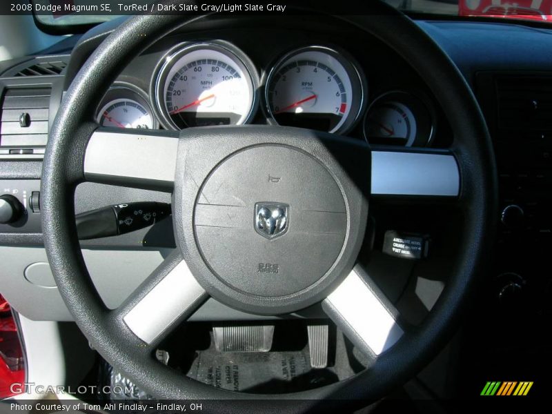 TorRed / Dark Slate Gray/Light Slate Gray 2008 Dodge Magnum SE