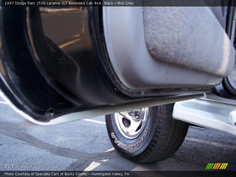 Black / Mist Gray 1997 Dodge Ram 1500 Laramie SLT Extended Cab 4x4