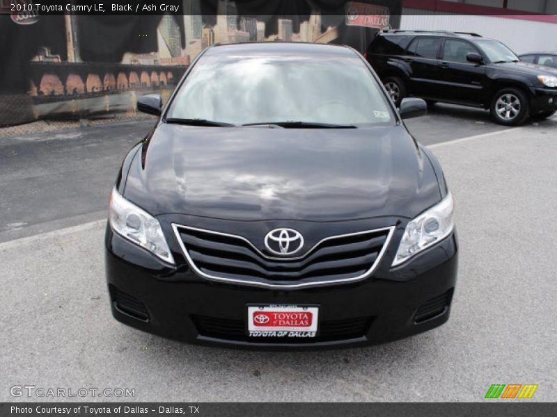 Black / Ash Gray 2010 Toyota Camry LE