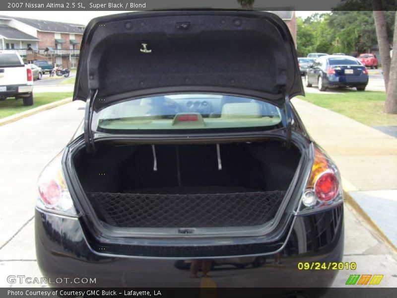 Super Black / Blond 2007 Nissan Altima 2.5 SL