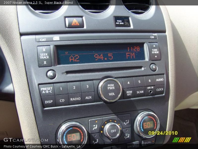 Super Black / Blond 2007 Nissan Altima 2.5 SL