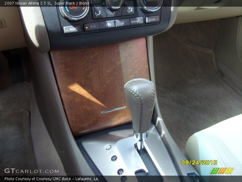 Super Black / Blond 2007 Nissan Altima 2.5 SL
