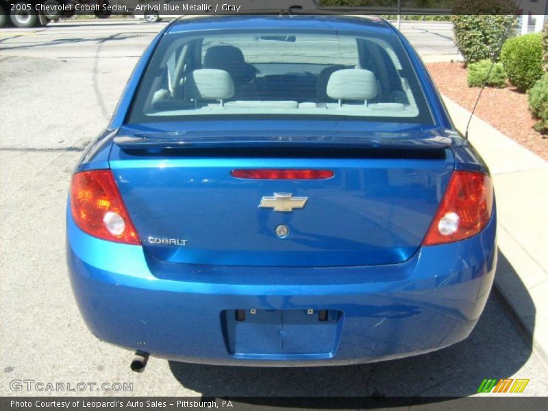 Arrival Blue Metallic / Gray 2005 Chevrolet Cobalt Sedan