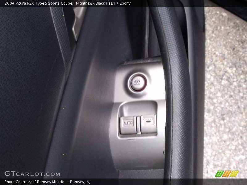 Nighthawk Black Pearl / Ebony 2004 Acura RSX Type S Sports Coupe