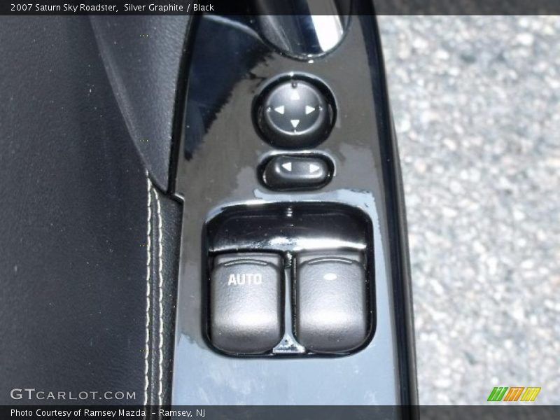 Silver Graphite / Black 2007 Saturn Sky Roadster