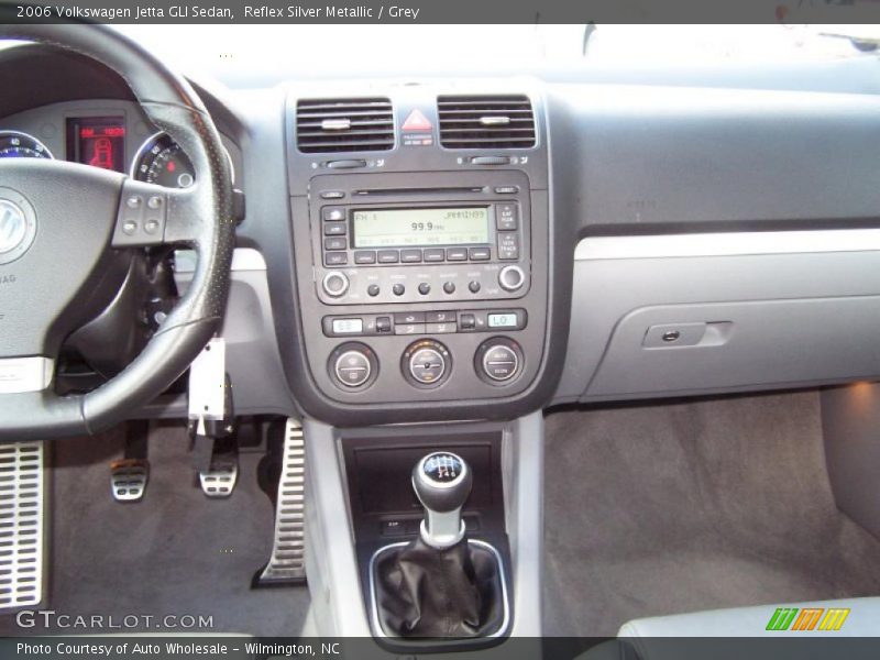 Reflex Silver Metallic / Grey 2006 Volkswagen Jetta GLI Sedan