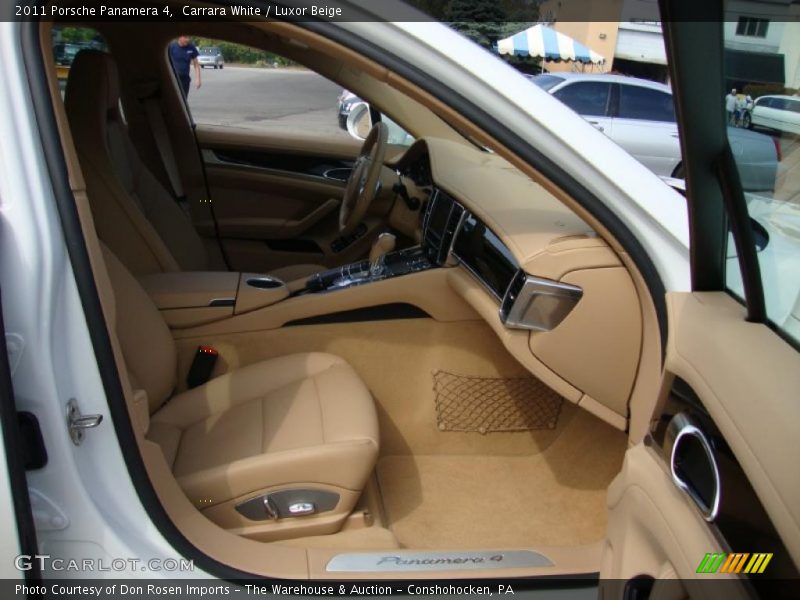 Carrara White / Luxor Beige 2011 Porsche Panamera 4