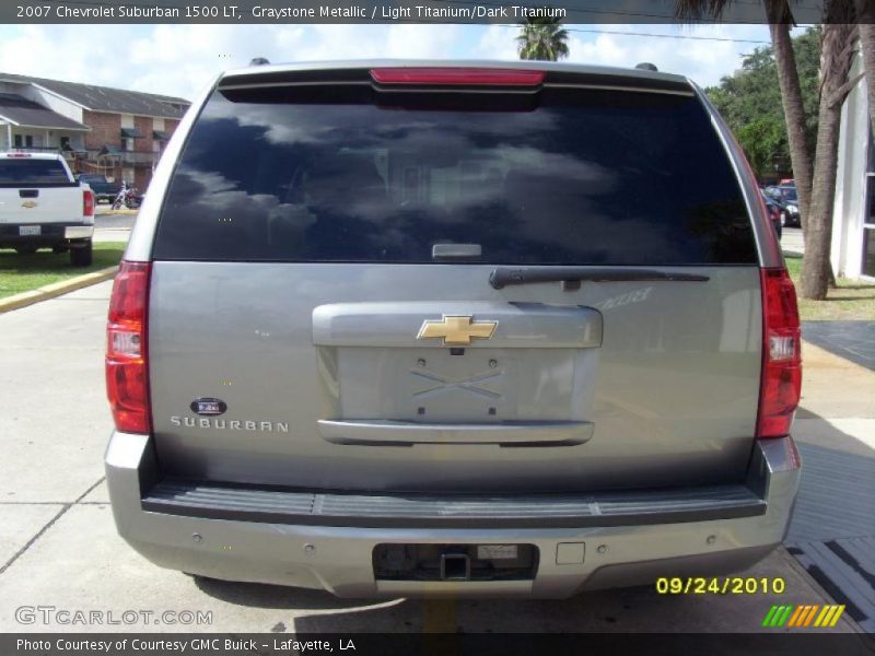 Graystone Metallic / Light Titanium/Dark Titanium 2007 Chevrolet Suburban 1500 LT