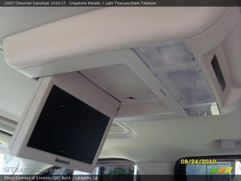 Graystone Metallic / Light Titanium/Dark Titanium 2007 Chevrolet Suburban 1500 LT
