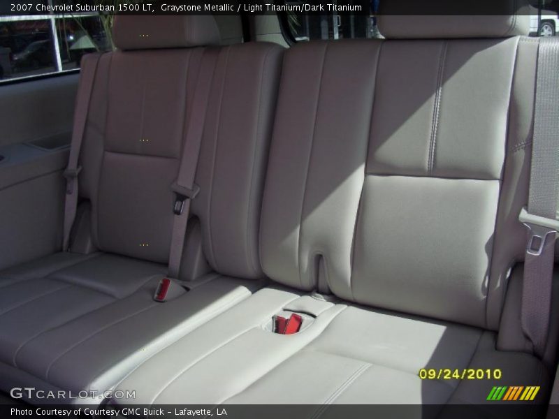 Graystone Metallic / Light Titanium/Dark Titanium 2007 Chevrolet Suburban 1500 LT