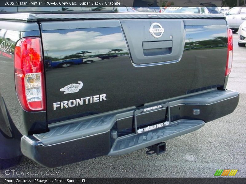 Super Black / Graphite 2009 Nissan Frontier PRO-4X Crew Cab