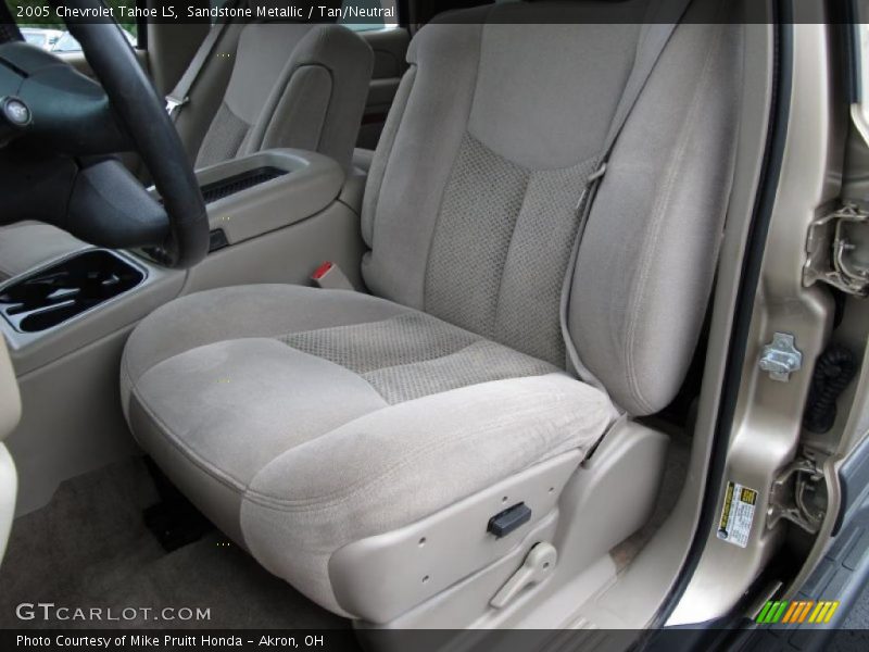 Sandstone Metallic / Tan/Neutral 2005 Chevrolet Tahoe LS