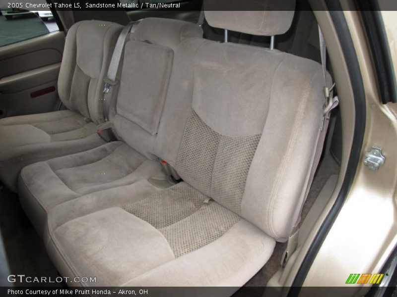 Sandstone Metallic / Tan/Neutral 2005 Chevrolet Tahoe LS