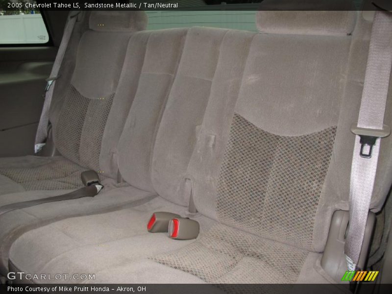 Sandstone Metallic / Tan/Neutral 2005 Chevrolet Tahoe LS
