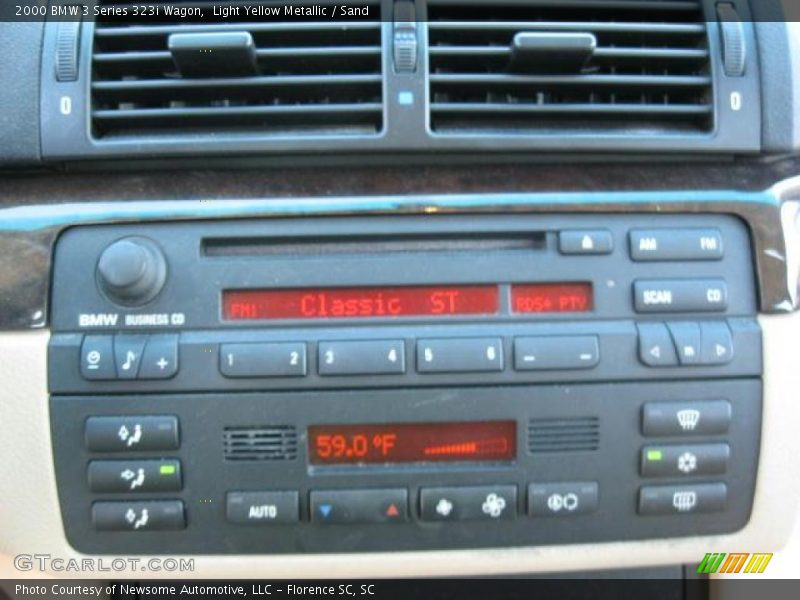 Light Yellow Metallic / Sand 2000 BMW 3 Series 323i Wagon