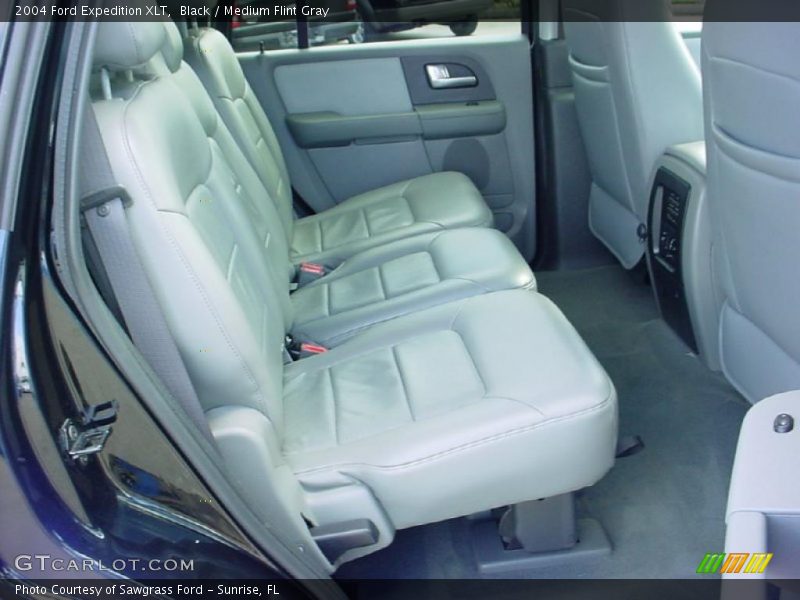 Black / Medium Flint Gray 2004 Ford Expedition XLT