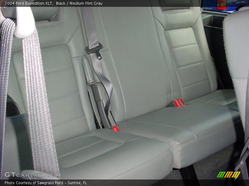 Black / Medium Flint Gray 2004 Ford Expedition XLT