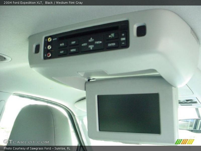 Black / Medium Flint Gray 2004 Ford Expedition XLT
