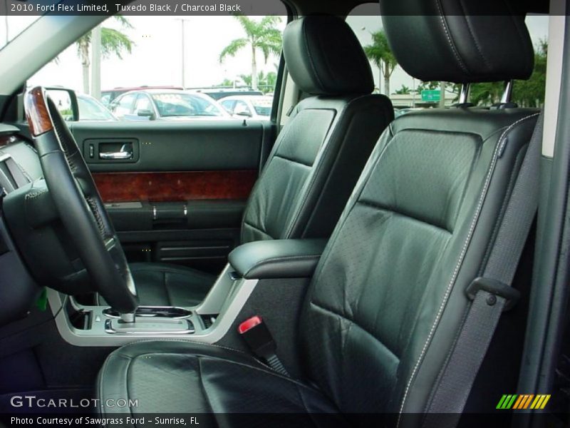 Tuxedo Black / Charcoal Black 2010 Ford Flex Limited