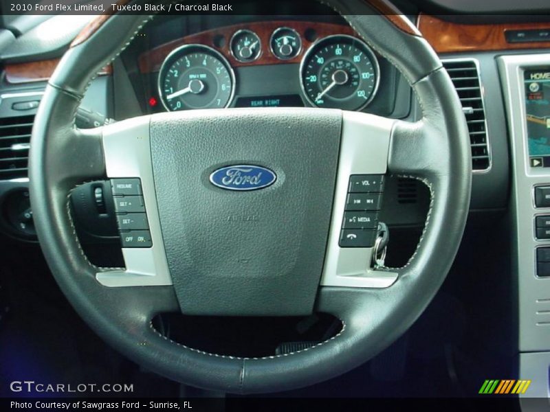 Tuxedo Black / Charcoal Black 2010 Ford Flex Limited