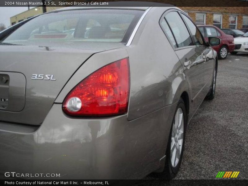 Spirited Bronze / Cafe Latte 2004 Nissan Maxima 3.5 SL
