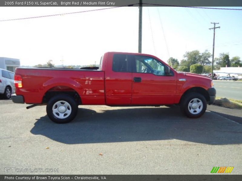 Bright Red / Medium Flint Grey 2005 Ford F150 XL SuperCab