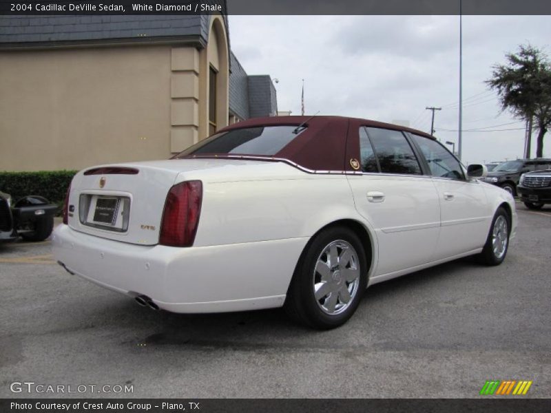 White Diamond / Shale 2004 Cadillac DeVille Sedan