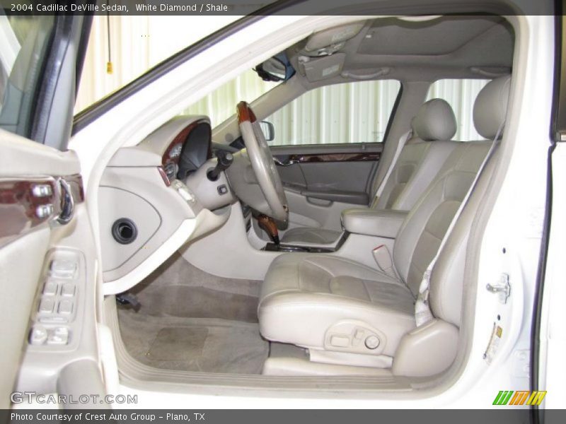 White Diamond / Shale 2004 Cadillac DeVille Sedan