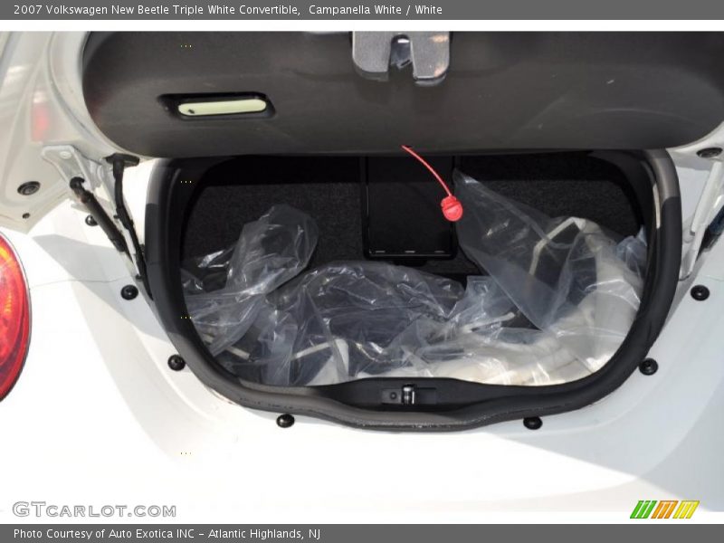 Campanella White / White 2007 Volkswagen New Beetle Triple White Convertible