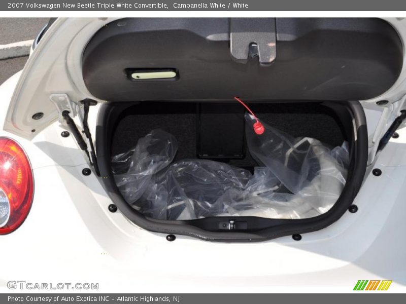 Campanella White / White 2007 Volkswagen New Beetle Triple White Convertible