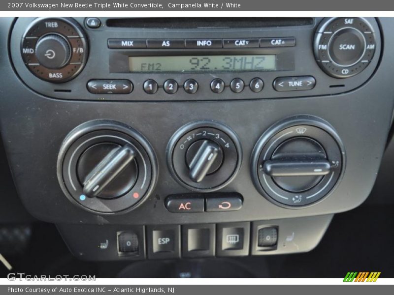 Campanella White / White 2007 Volkswagen New Beetle Triple White Convertible
