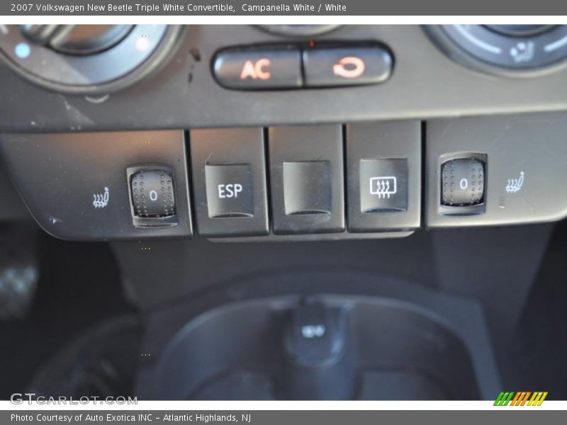 Campanella White / White 2007 Volkswagen New Beetle Triple White Convertible