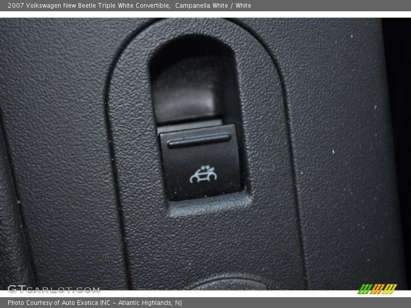 Campanella White / White 2007 Volkswagen New Beetle Triple White Convertible