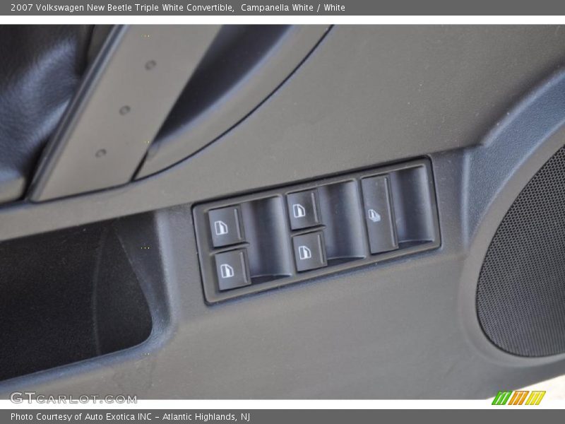 Campanella White / White 2007 Volkswagen New Beetle Triple White Convertible