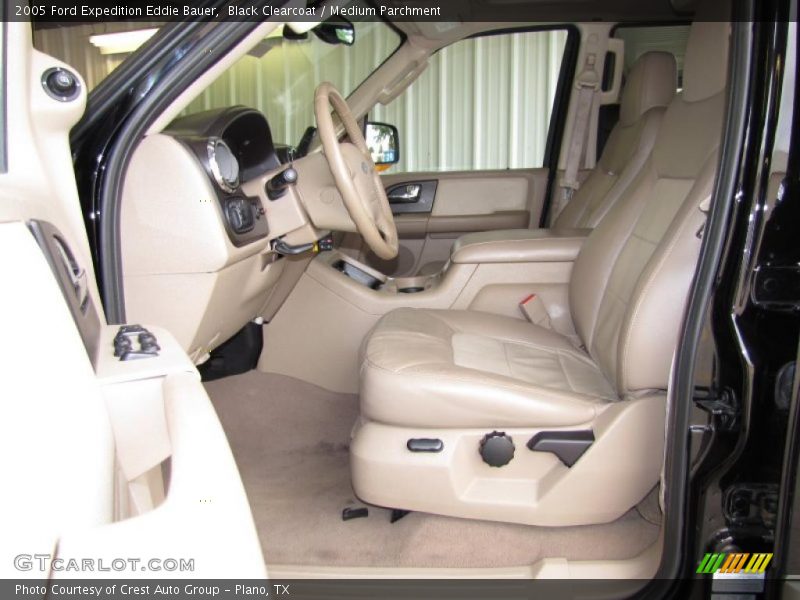Black Clearcoat / Medium Parchment 2005 Ford Expedition Eddie Bauer
