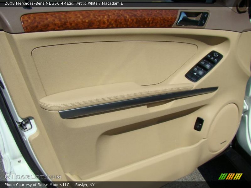 Arctic White / Macadamia 2008 Mercedes-Benz ML 350 4Matic
