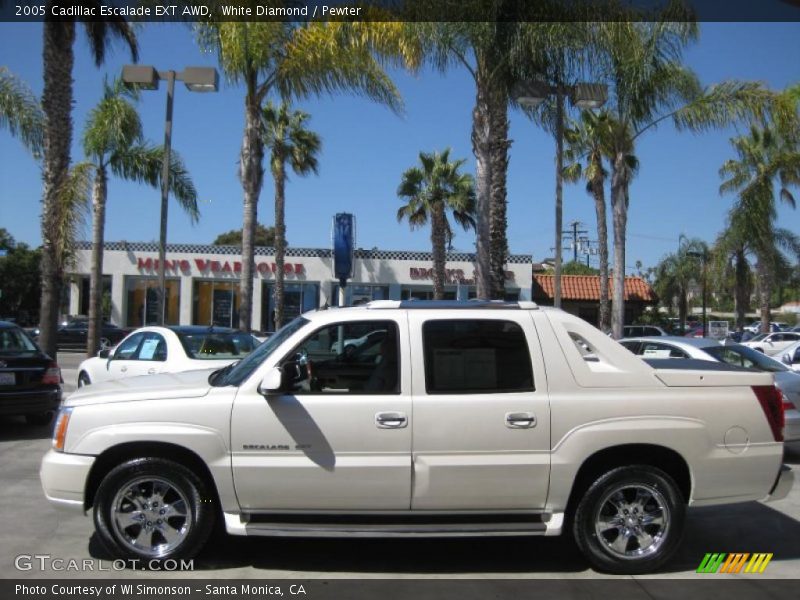 White Diamond / Pewter 2005 Cadillac Escalade EXT AWD