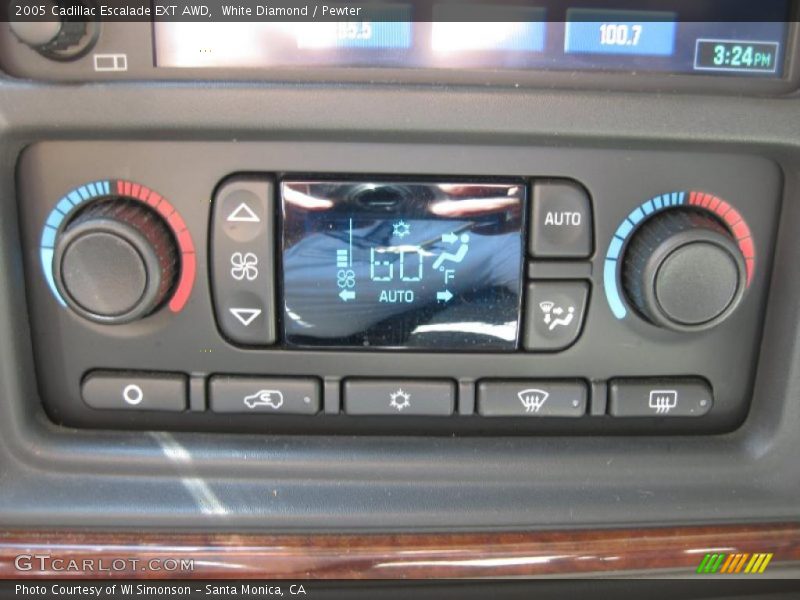 White Diamond / Pewter 2005 Cadillac Escalade EXT AWD